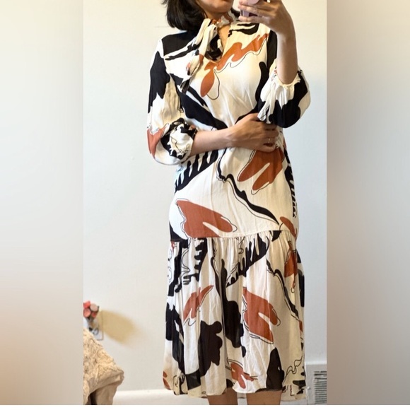NWT ZARA • 50% OFF • Gorgeous Zara Printed Midi Dress • Size S/XS - Picture 5 of 15